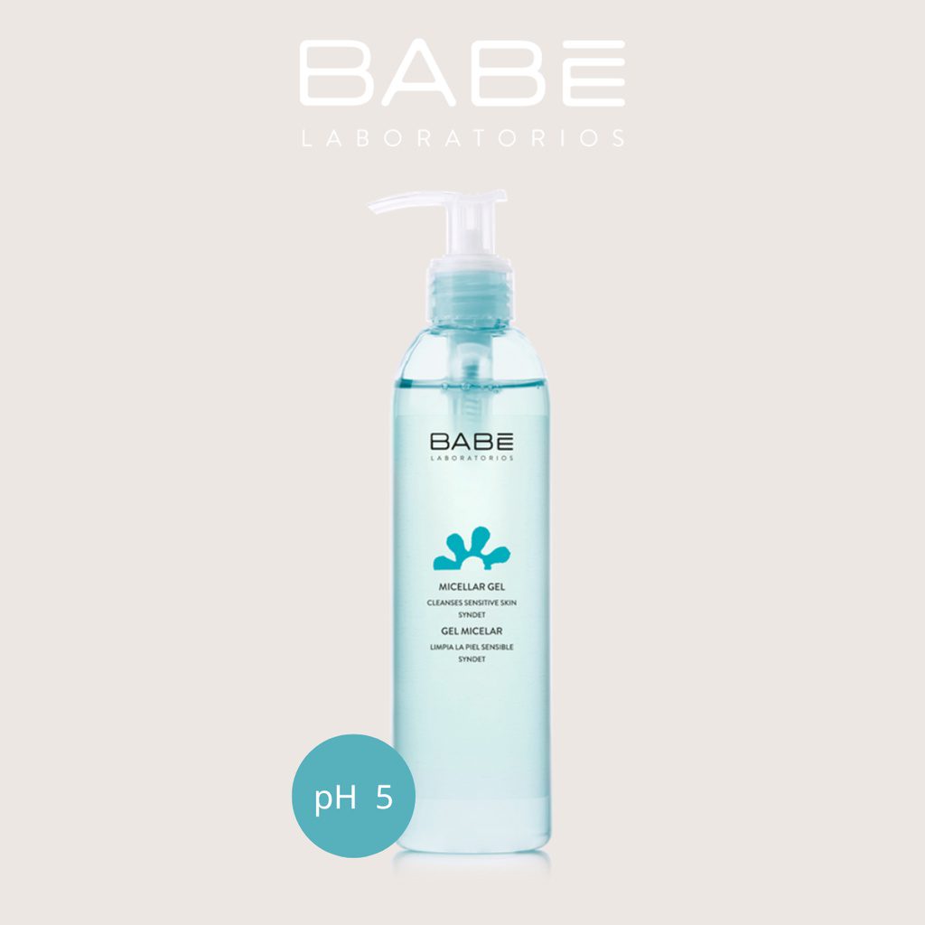 Sữa rửa mặt BABÉ Essentials Micellar Soothing Gel dành cho da nhạy cảm