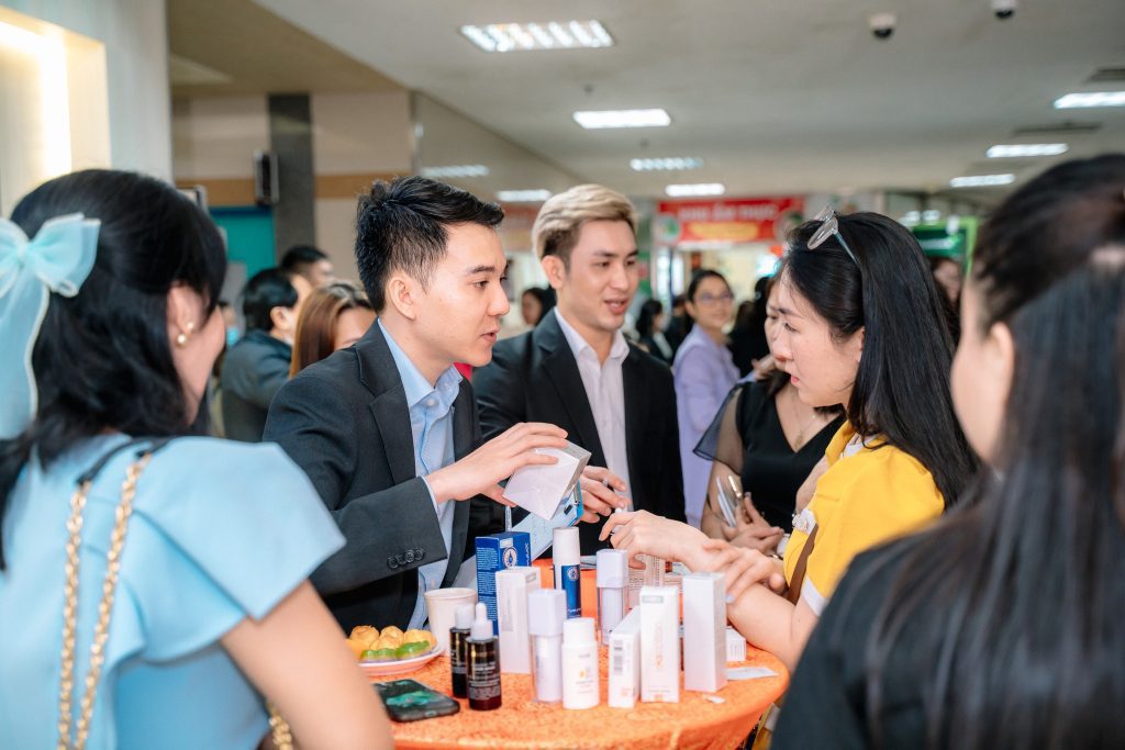 hội thảo mesotherapy phương pháp thân thiện tỏa sáng làn da